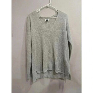 Women's casual grey v-neck long sleeve sweater by Old Navy size L